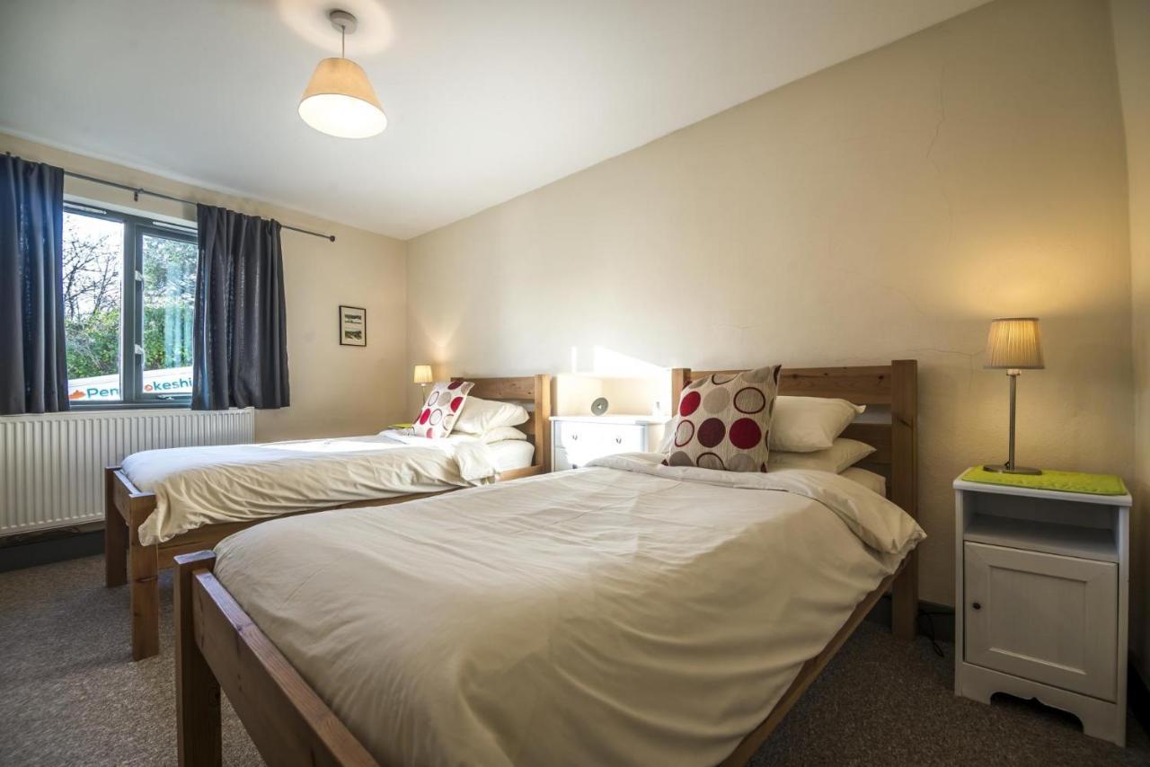 Rock Cottage - 3 Bedroom Holiday Home - Fishguard Dış mekan fotoğraf